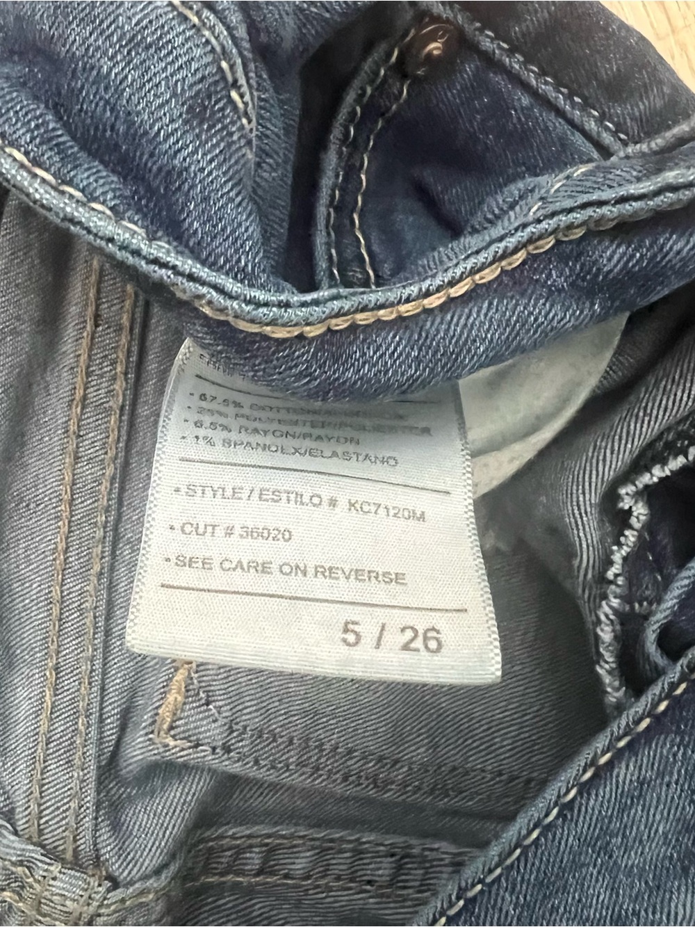KanCan Distressed Button Fly Jeans Womens Size 5/26 Blue Skinny Denim - Picture 6 of 10